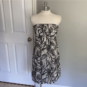 new Strapless Black and White Leaf Print Dress White House black market